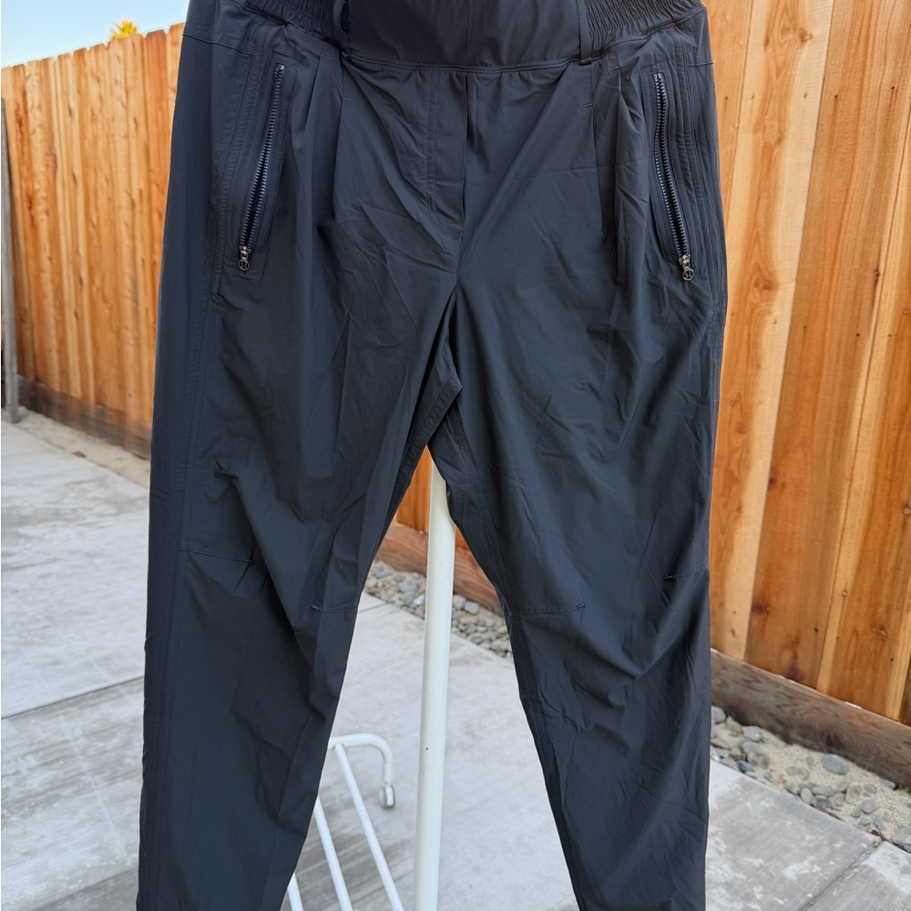 lululemon athletica Black Track Pants - Picture 4 of 11